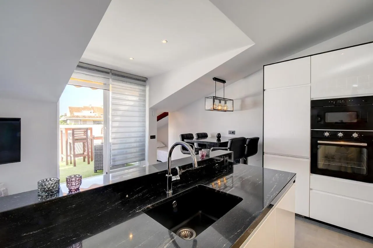 Penthouse Deluxe, Carolina Park, Marbella Apartment