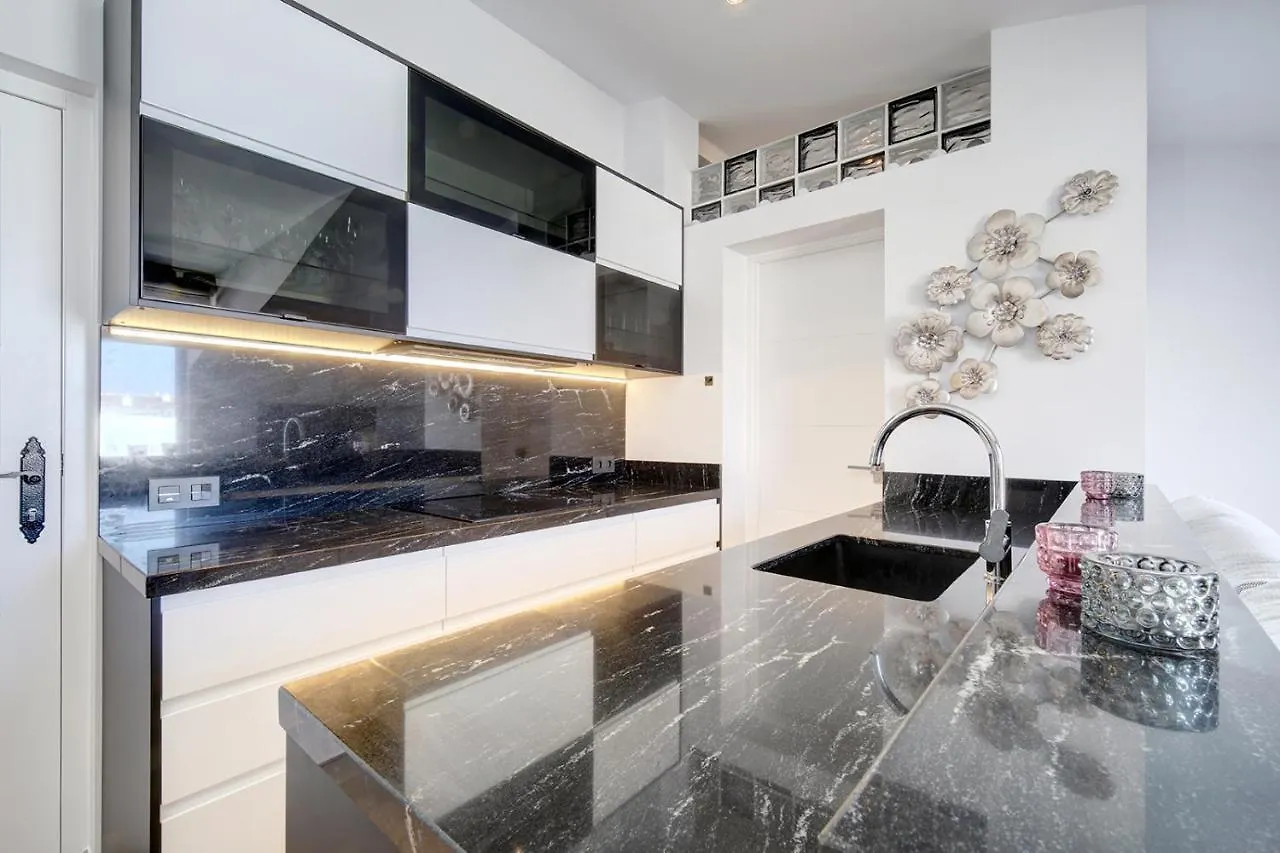 Penthouse Deluxe, Carolina Park, Marbella Apartment Spain